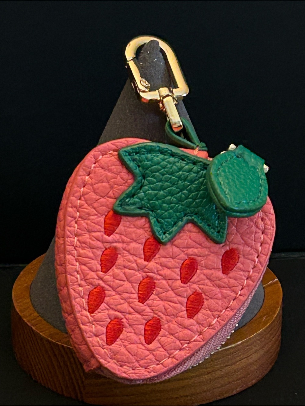 Faux Leather Strawberry 🍓 Coin Pouch Zip EarPods Case Pink & Green w/Gold Clasp